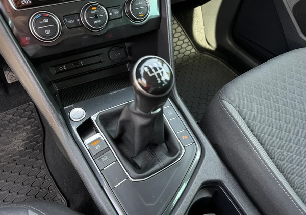 Volkswagen Tiguan cena 64999 przebieg: 185800, rok produkcji 2016 z Dobre Miasto małe 781